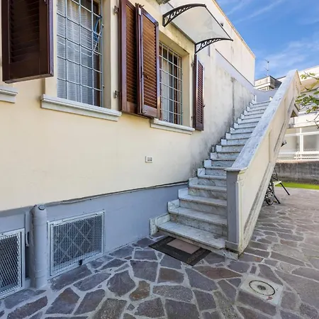 Residenza Tirrenia By Mmega *